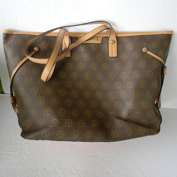 ADRIENNE VITTADINI XL SIGNATURE  Padded Laptop Tote Bag Brown Tan Logo - Picture 1 of 11